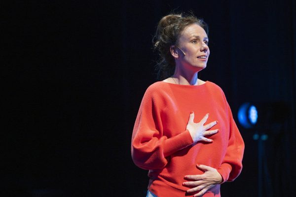 Actrice Lottie Hellingman speelt Kyra, de moeder van een zorgintensief kind 